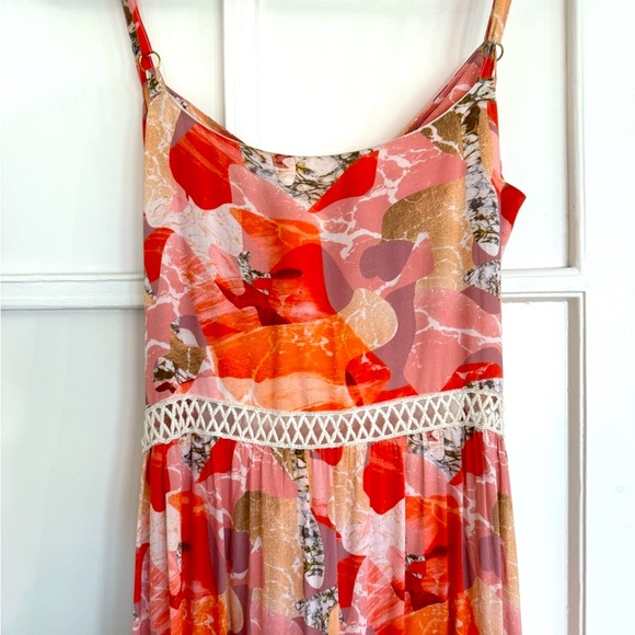 Colorful Maxi Dress with Cutout Detail - Picture 5 of 7